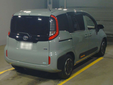 2022 Toyota Sienta MXPL10G[1]