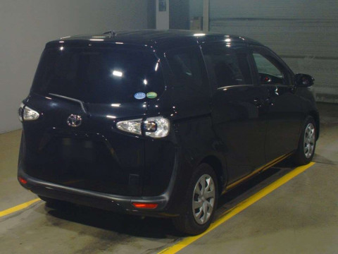 2016 Toyota Sienta NSP170G[1]