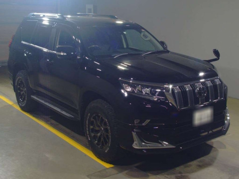 2023 Toyota Land Cruiser Prado TRJ150W[2]