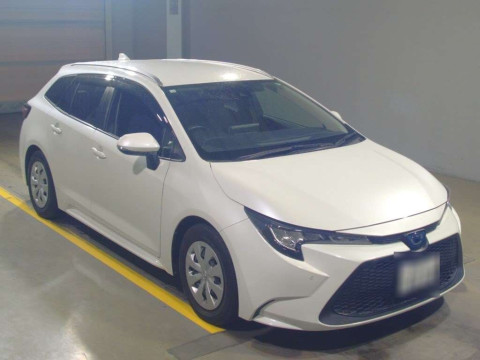 2020 Toyota Corolla Touring Wagon ZWE214W[2]