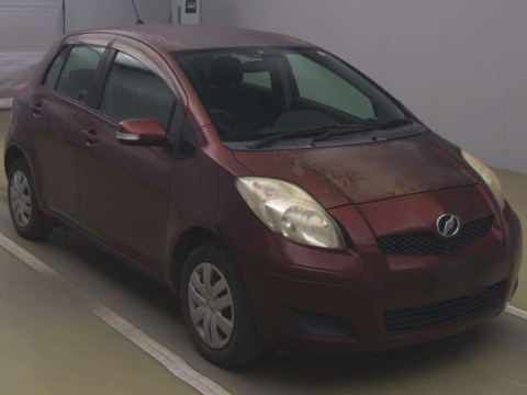 2010 Toyota Vitz KSP90[2]