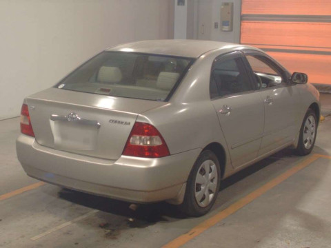 2002 Toyota Corolla Sedan NZE121[1]