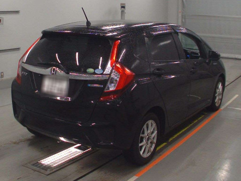 2015 Honda Fit Hybrid GP5[1]