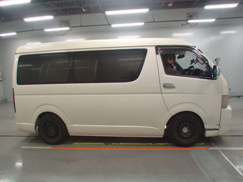 2009 Toyota Hiace Wagon TRH214W[2]