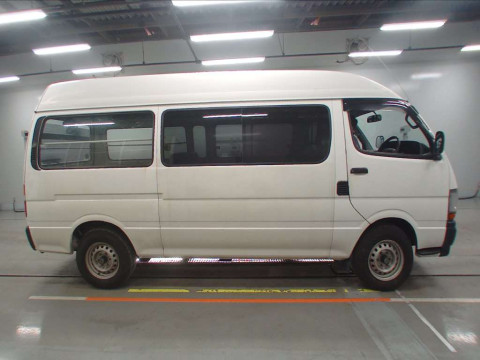 2003 Toyota Hiace Van TRH122K[2]