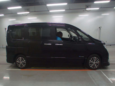 2013 Nissan Serena HFC26[2]