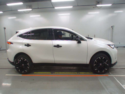 2020 Toyota Harrier MXUA85[2]