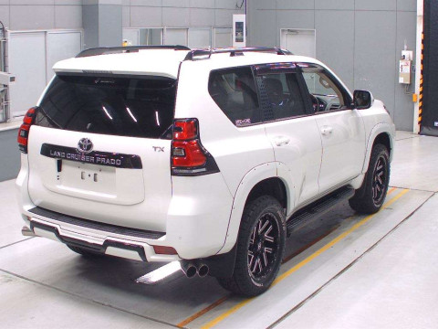 2020 Toyota Land Cruiser Prado TRJ150W[1]