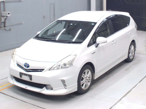 2012 Toyota Prius alpha ZVW41W[0]