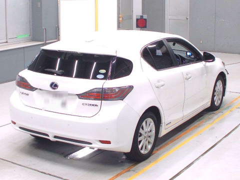 2012 Lexus CT ZWA10[1]