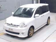 2009 Toyota Sienta