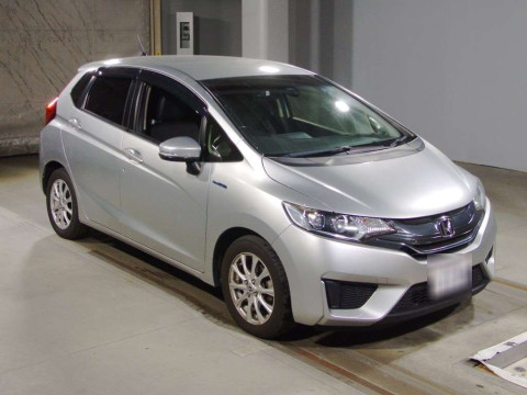 2014 Honda Fit Hybrid GP5[2]