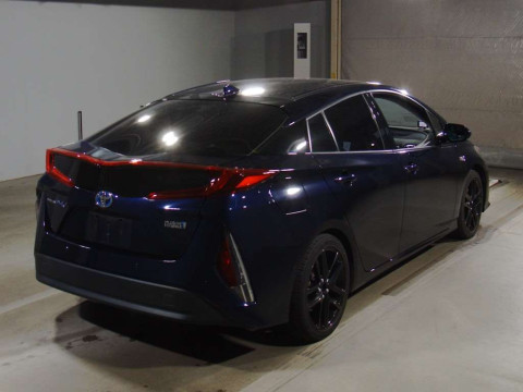 2020 Toyota Prius PHV ZVW52[1]