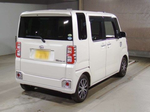 0 Daihatsu Wake LA700S[1]