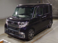 2016 Daihatsu Tanto Custom