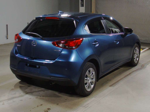 2020 Mazda Mazda2 DJLFS[1]