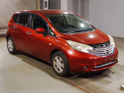 2014 Nissan Note E12[2]