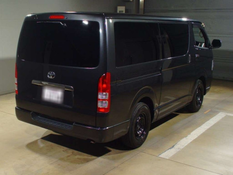 2005 Toyota Regiusace Van TRH200V[1]