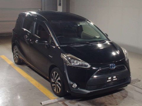 2016 Toyota Sienta NHP170G[2]