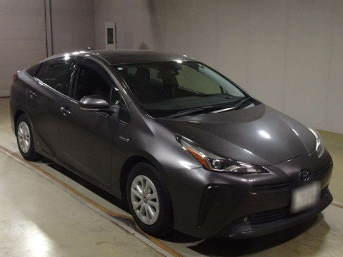 2019 Toyota Prius ZVW51[2]