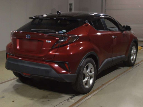 2018 Toyota C-HR ZYX10[1]