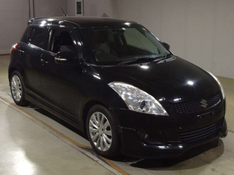 2012 Suzuki Swift ZC72S[2]