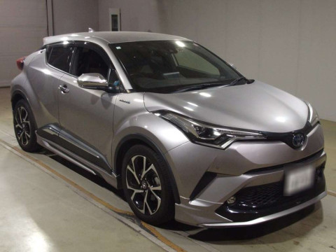 2018 Toyota C-HR ZYX10[2]