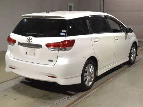 2010 Toyota Wish ZGE20W[1]