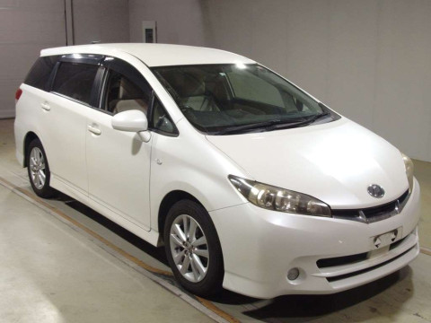 2010 Toyota Wish ZGE20W[2]