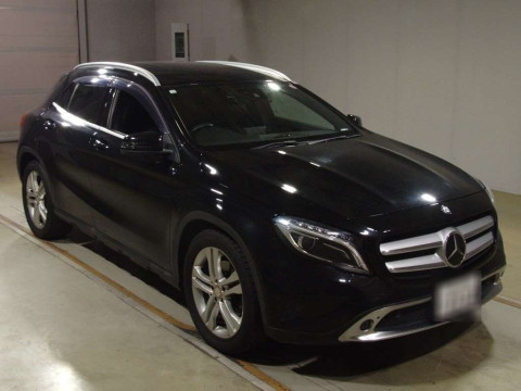 2014 Mercedes Benz GLA-Class 156946[2]