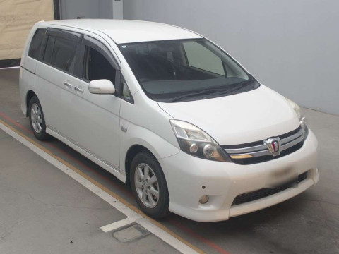 2012 Toyota Isis ZGM10W[2]