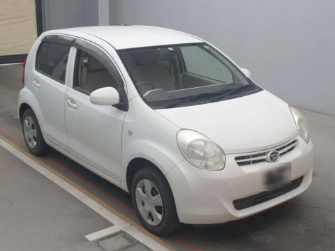 2011 Daihatsu Boon M600S[2]