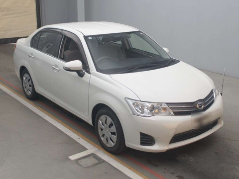 2014 Toyota Corolla Axio NZE161[2]