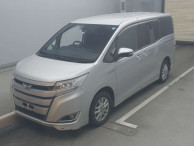 2017 Toyota Noah