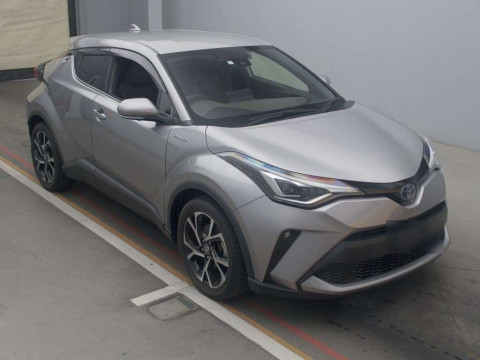 2019 Toyota C-HR ZYX11[2]