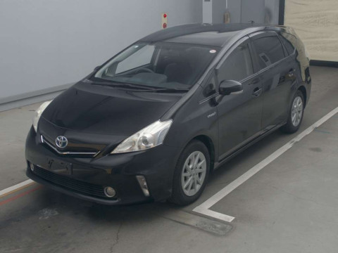 2012 Toyota Prius alpha ZVW41W[0]