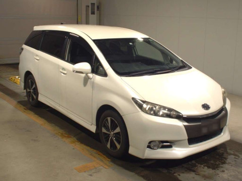 2016 Toyota Wish ZGE20W[2]