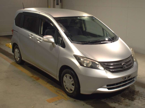 2009 Honda Freed GB3[2]