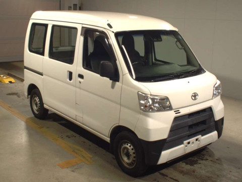 2018 Toyota Pixis Van S321M[2]