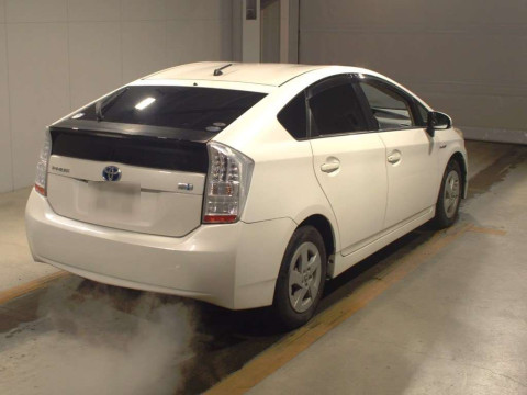 2010 Toyota Prius ZVW30[1]