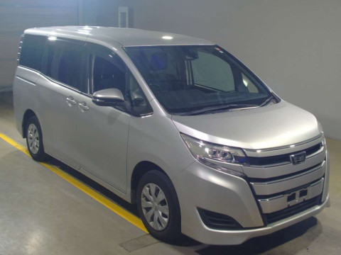 2019 Toyota Noah ZRR80G[2]