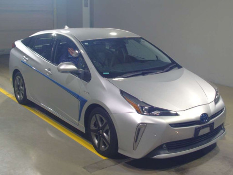 2019 Toyota Prius ZVW51[2]