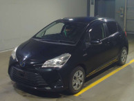 2017 Toyota Vitz