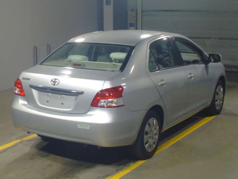 2011 Toyota Belta SCP92[1]