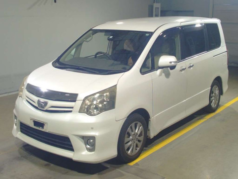 2011 Toyota Noah ZRR70W[0]