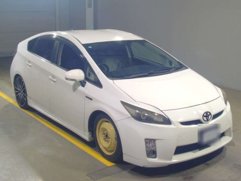 2009 Toyota Prius ZVW30[2]