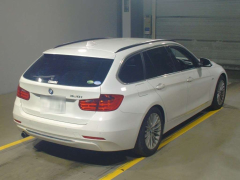 2015 BMW 3 Series 3B20[1]