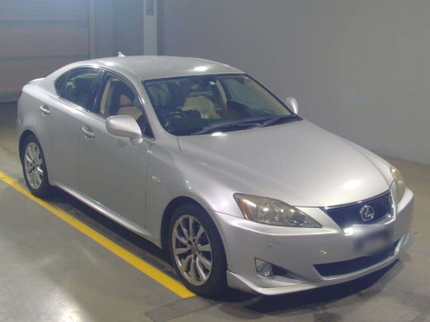 2005 Lexus IS GSE20[2]