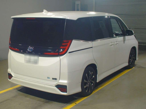 2023 Toyota Noah ZWR90W[1]