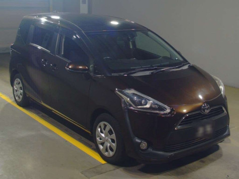 2016 Toyota Sienta NSP170G[2]